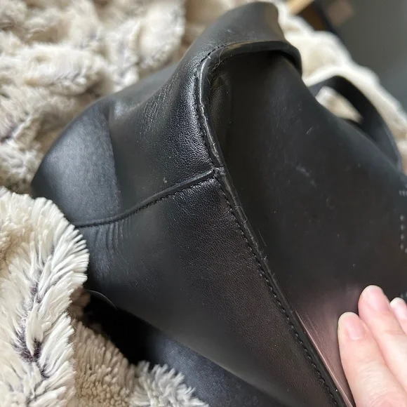 STELLA McCARTNEY Stella Logo Vegan Leather Tote Bag - Picture 9 of 16